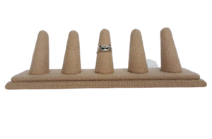 EXHIBIDOR DE ANILLOS / LINEA YUTE