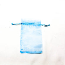 Cargar imagen en el visor de la galería, Bolsa De Organza Mediana
