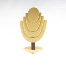 Cargar imagen en el visor de la galería, CUELLO TRIPLE DE YUTE / EXHIBIDOR DE COLLARES
